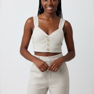 BACIO sleeveless crop top size M